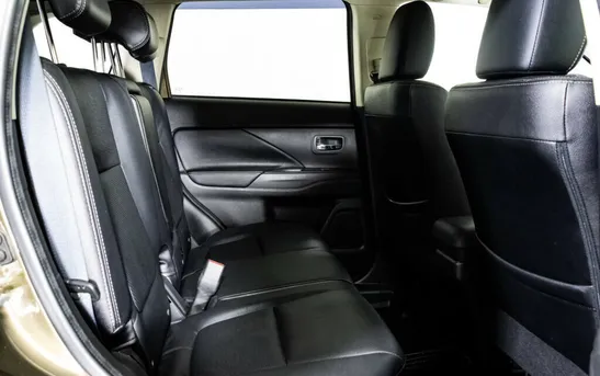 Mitsubishi Outlander 3.00 Автоматическая, фото №1