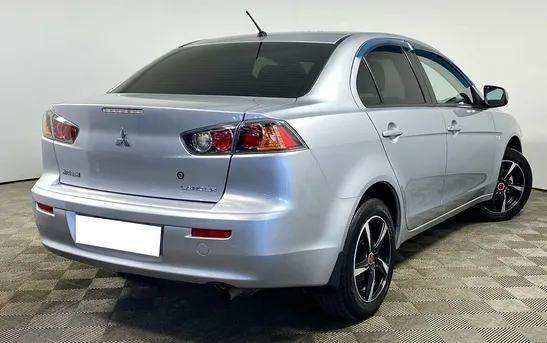 Mitsubishi Lancer 1.60 Автоматическая, фото №1