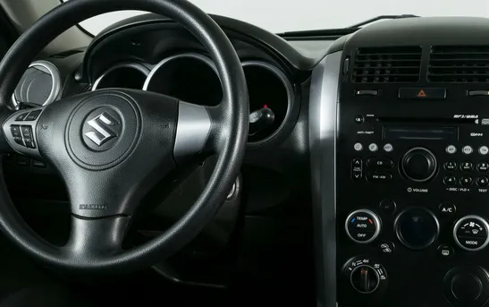 Suzuki Grand Vitara 2.00 Механика, фото №1