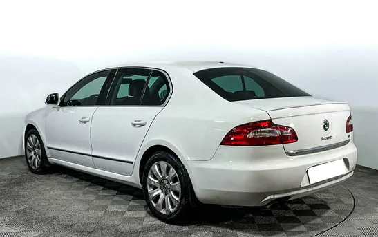 Skoda Superb 2.00 Робот, фото №1