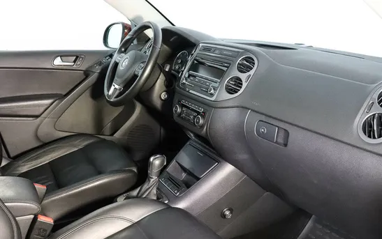 Volkswagen Tiguan 2.00 Автоматическая, фото №1