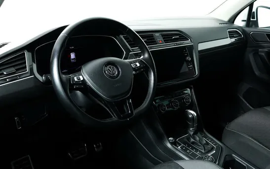 Volkswagen Tiguan 2.00 Робот, фото №1