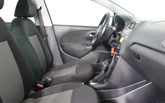 Volkswagen Polo 1.60 Автоматическая, фото №1