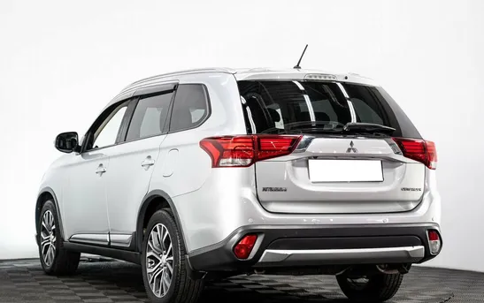 Mitsubishi Outlander 2.00 Вариатор, фото №1