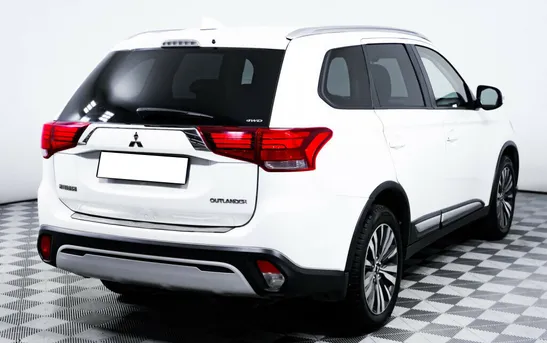 Mitsubishi Outlander 2.00 Вариатор, фото №1