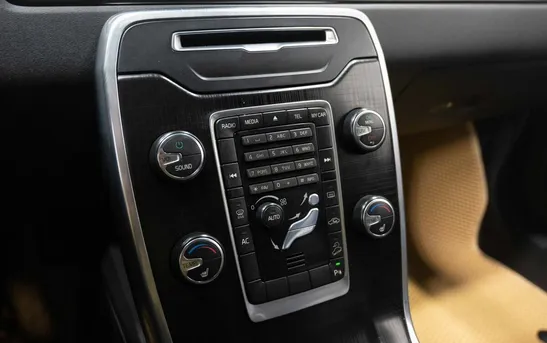 Volvo XC70 2.40 Автоматическая, фото №1