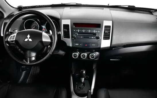 Mitsubishi Outlander 2.40 Вариатор, фото №1