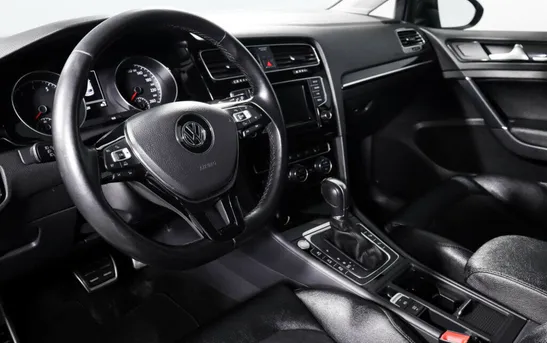 Volkswagen Golf 1.40 Робот, фото №1