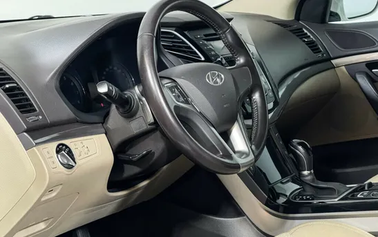 Hyundai i40 2.00 Автоматическая, фото №1