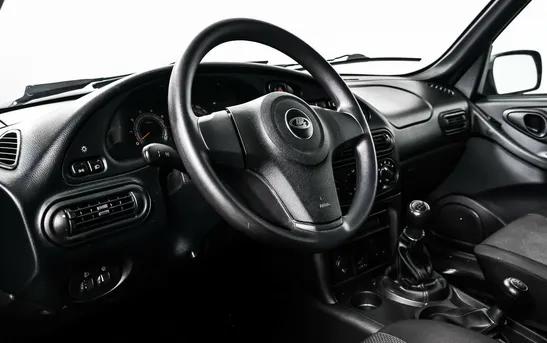 Lada (ВАЗ) Niva 1.70 Механика, фото №1