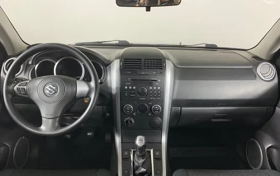 Suzuki Grand Vitara 2.00 Механика, фото №1
