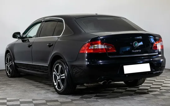 Skoda Superb 1.80 Робот, фото №1