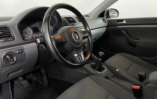 Volkswagen Jetta 1.60 Механика, фото №1