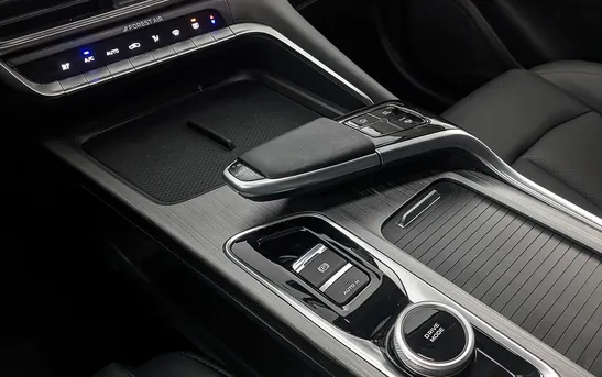 Changan UNI-T 1.50 Робот, фото №1