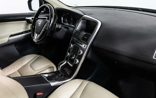 Volvo XC60 2.40 Автоматическая, фото №1