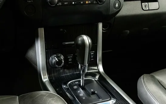 Nissan Pathfinder 3.00 Автоматическая, фото №1