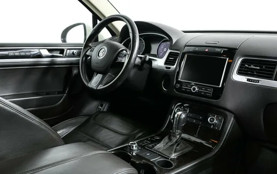 Volkswagen Touareg 3.00 Автоматическая, фото №1