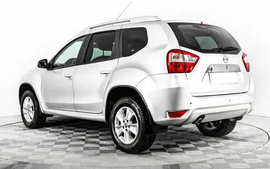 Nissan Terrano 2.00 Автоматическая, фото №1