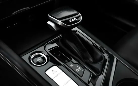 JAC J7 1.50 Вариатор, фото №1