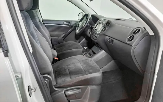 Volkswagen Tiguan 2.00 Автоматическая, фото №1