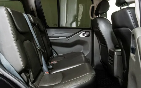 Nissan Pathfinder 3.00 Автоматическая, фото №1