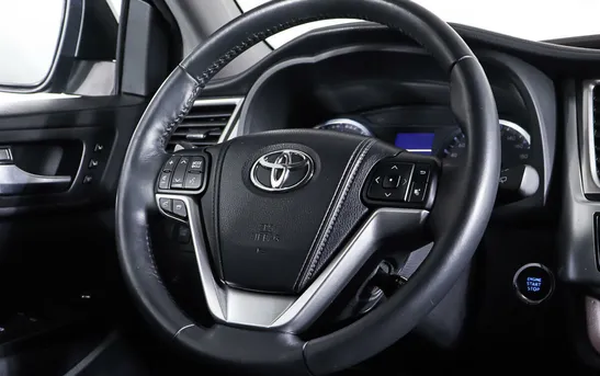 Toyota Highlander 2.70 Автоматическая, фото №1