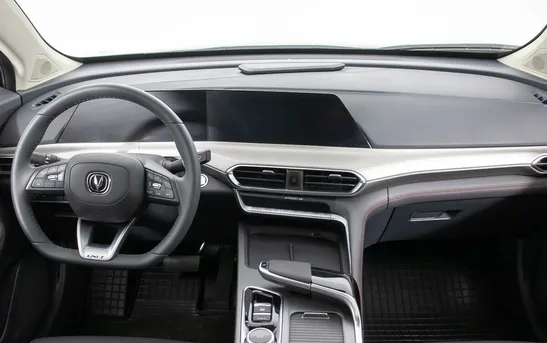 Changan UNI-T 1.50 Робот, фото №1