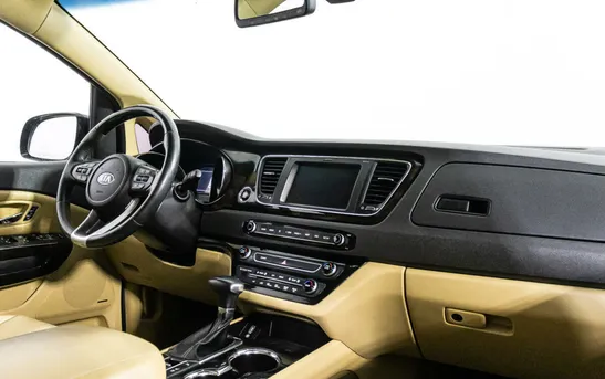 Kia Carnival 2.20 Автоматическая, фото №1