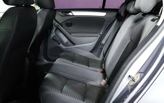 Volkswagen Golf 1.60 Робот, фото №1