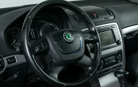 Skoda Octavia 1.80 Автоматическая, фото №1