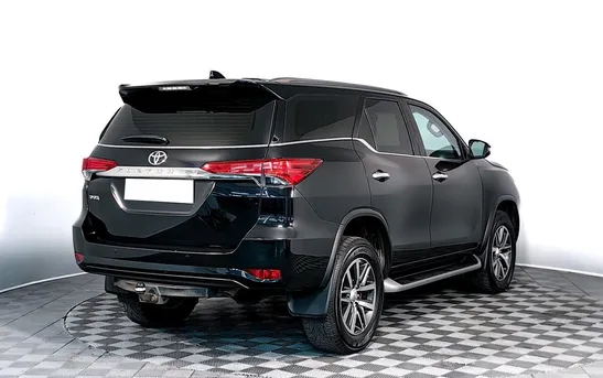 Toyota Fortuner 2.80 Автоматическая, фото №1