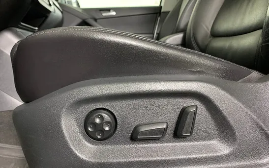 Volkswagen Tiguan 2.00 Автоматическая, фото №1