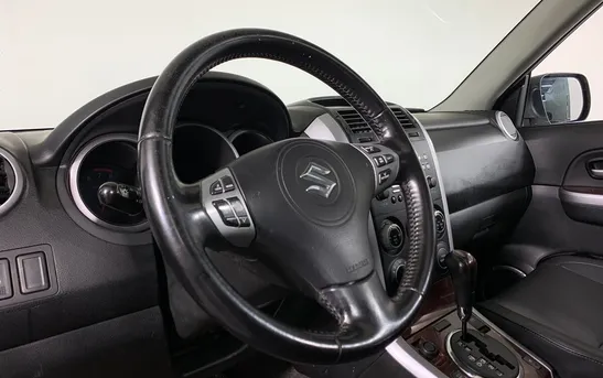Suzuki Grand Vitara 2.00 Автоматическая, фото №1