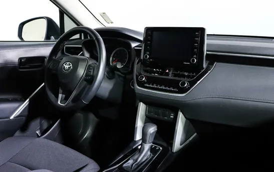 Toyota Corolla Cross 2.00 Вариатор, фото №1