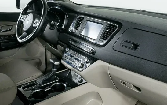 Kia Carnival 2.20 Автоматическая, фото №1