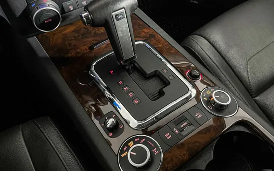 Volkswagen Touareg 3.00 Автоматическая, фото №1