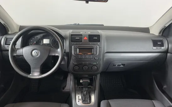 Volkswagen Golf 1.60 Автоматическая, фото №1