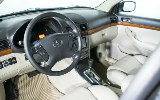 Toyota Avensis 2.40 Автоматическая, фото №1