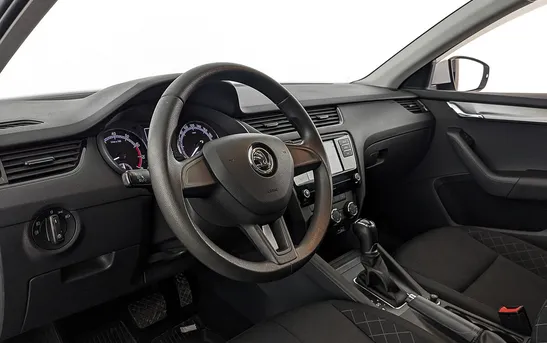 Skoda Octavia 1.60 Автоматическая, фото №1