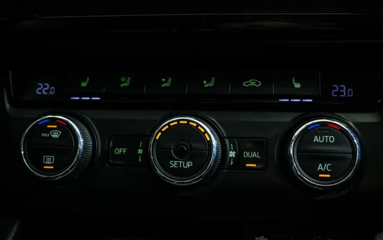 Skoda Octavia 1.40 Робот, фото №1