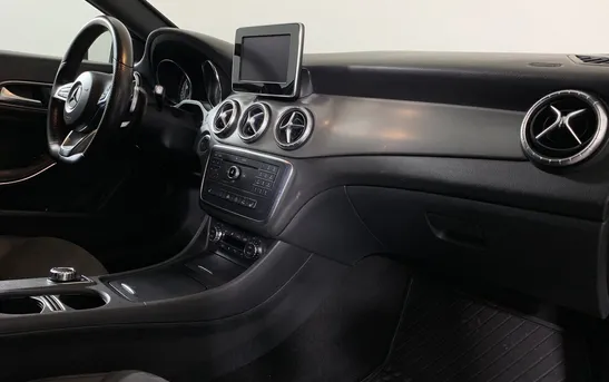 Mercedes-Benz CLA 1.60 Робот, фото №1