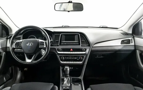 Hyundai Sonata 2.00 Автоматическая, фото №1