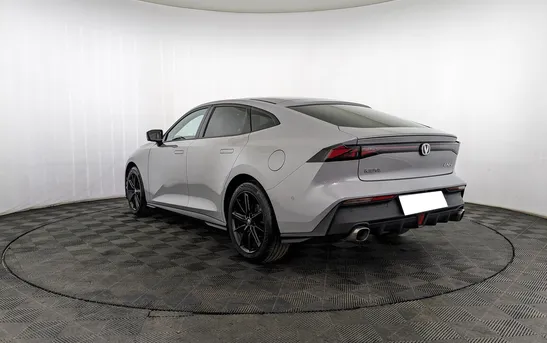 Changan UNI-V 1.50 Робот, фото №1