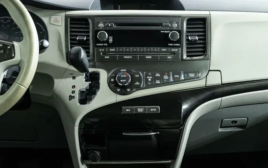 Toyota Sienna 3.50 Автоматическая, фото №1