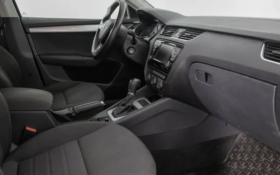 Skoda Octavia 1.80 Робот, фото №1