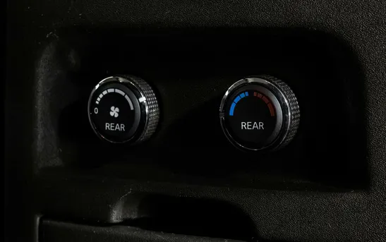 Nissan Pathfinder 3.00 Автоматическая, фото №1