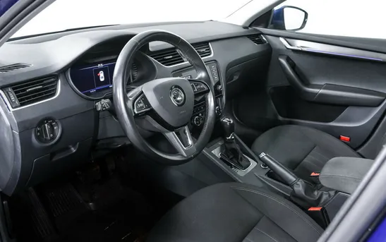 Skoda Octavia 1.40 Робот, фото №1