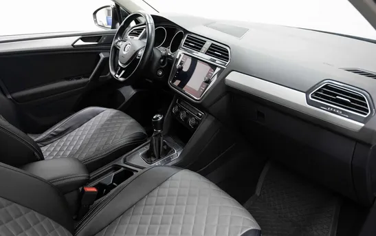 Volkswagen Tiguan 1.40 Механика, фото №1