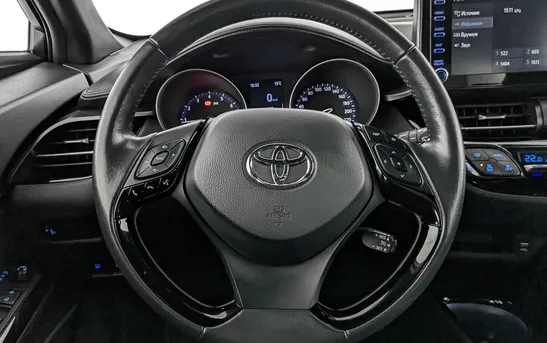 Toyota C-HR 2.00 Вариатор, фото №1
