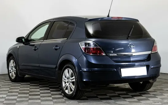 Opel Astra 1.80 Автоматическая, фото №1